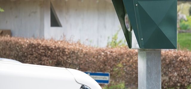 Blitzer in Hamburg nehmen 2019 über eine Million Euro mehr ein Blitzer in Hamburg nehmen 2019 über eine Million Euro mehr ein